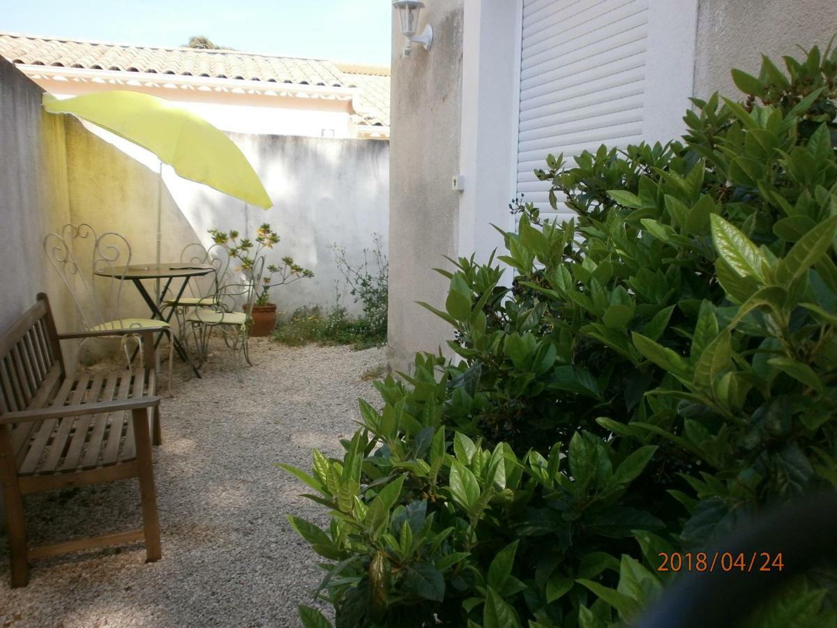 Studio Equipe Avec Jardin+Parking A La Plage... La Ciotat Bagian luar foto